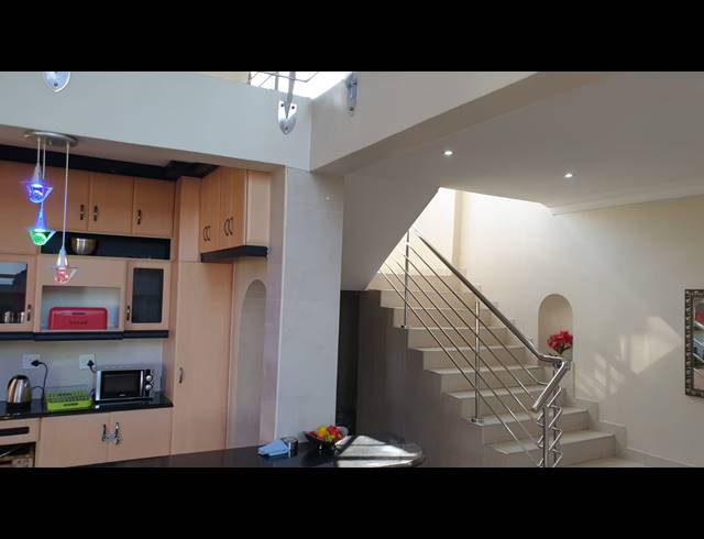4 BEDROOM HOUSE RENTED IN UMHLANGA CENTRAL